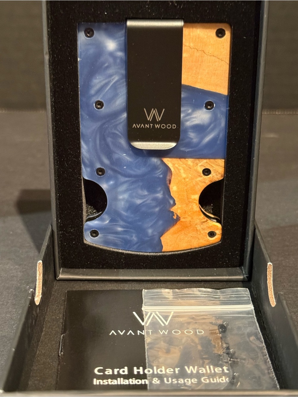 Avant wood limited edition oval Blue & Natural Wood Card Holder Wallet